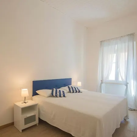 La Corte - Helloelba * Портоферрайо